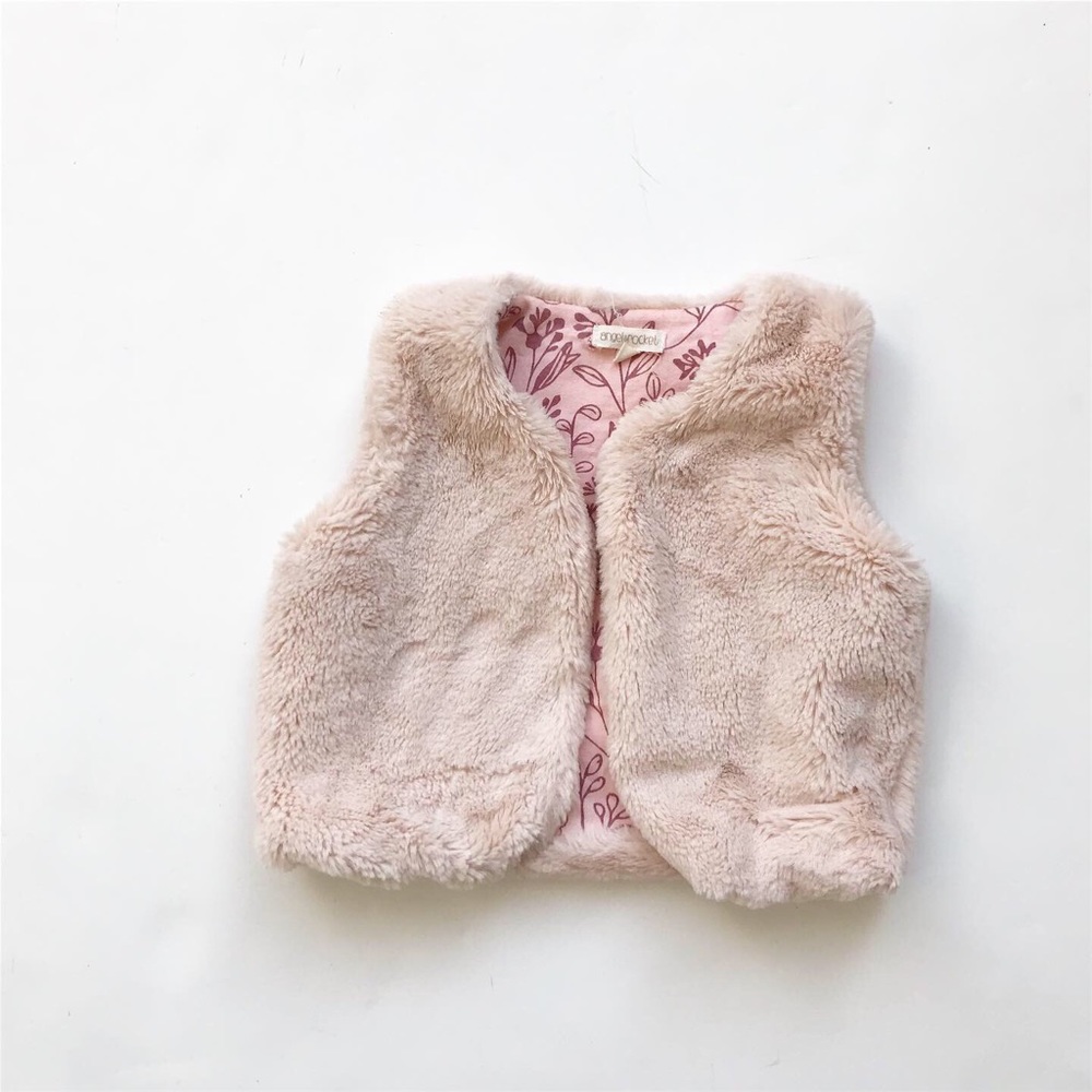 Angel & rocket blush faux fur vest EUC 9-12 months